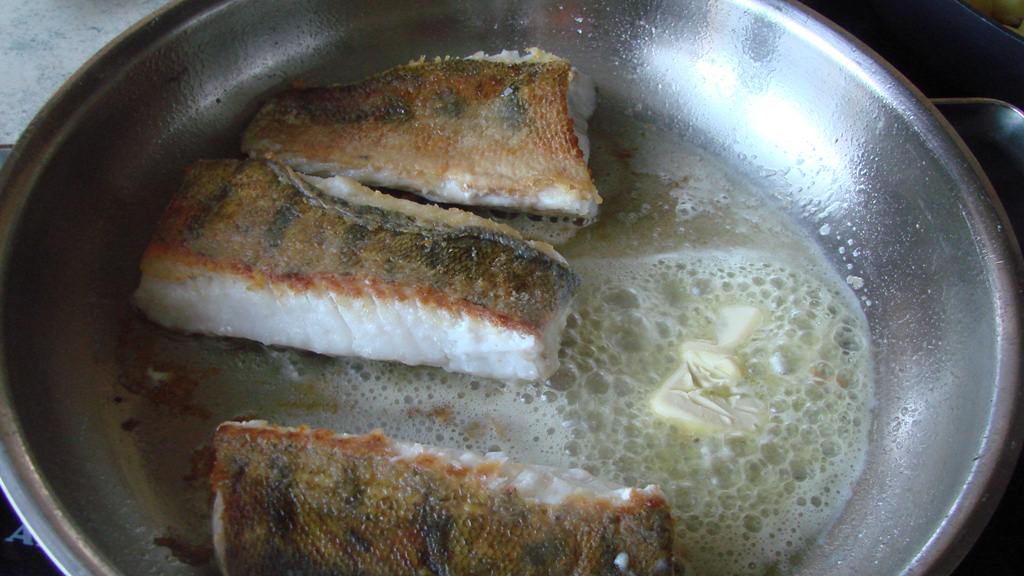 Zanderfilet auf roten Currylinsen - Ein Fischgericht etwas anders