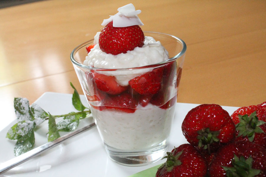 Milchreis mit frischen Erdbeeren - Mein Dessert Rezept