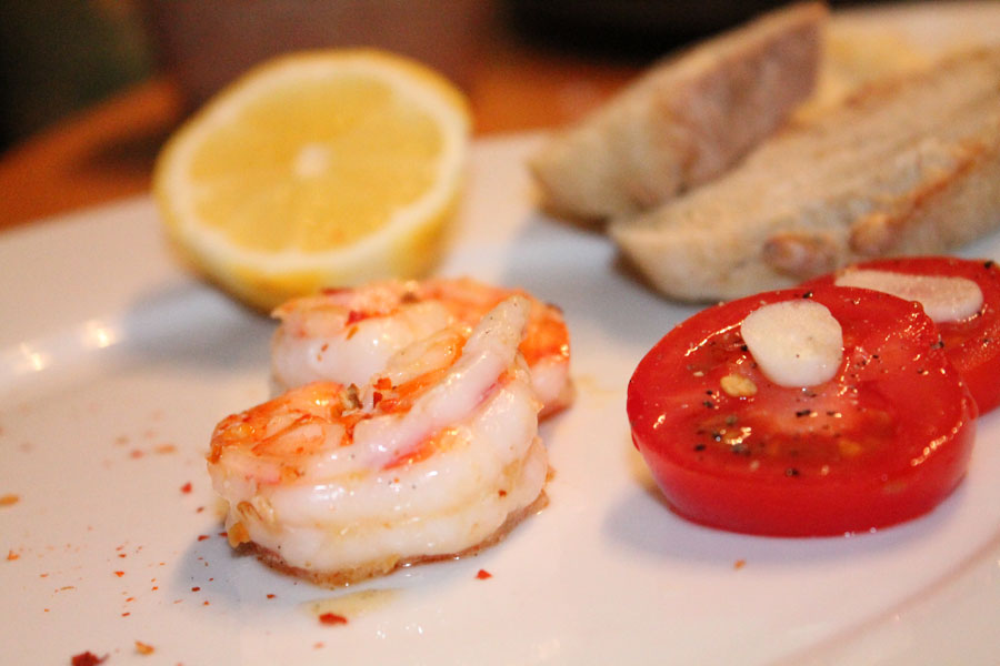 Garnelen in Gewürzbutter gebraten