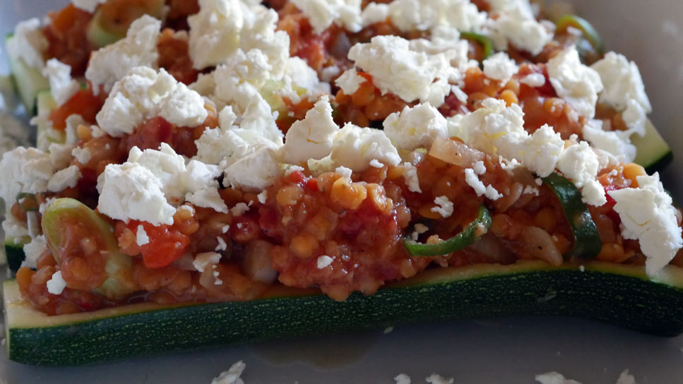 Gefüllte Zucchini vegetarisch