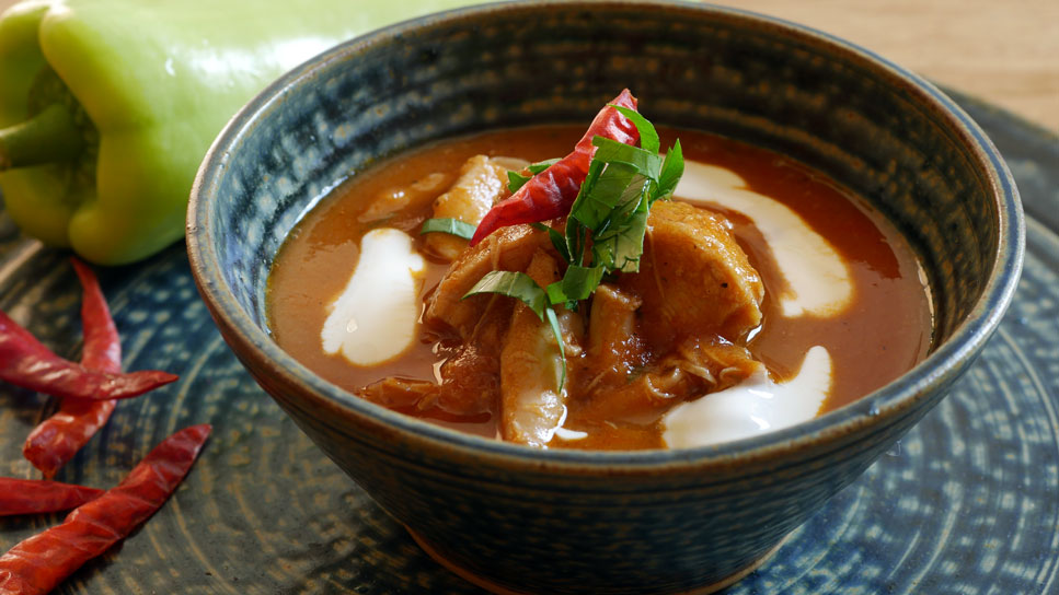 Hähnchen Gulasch - Csirke Pörkölt