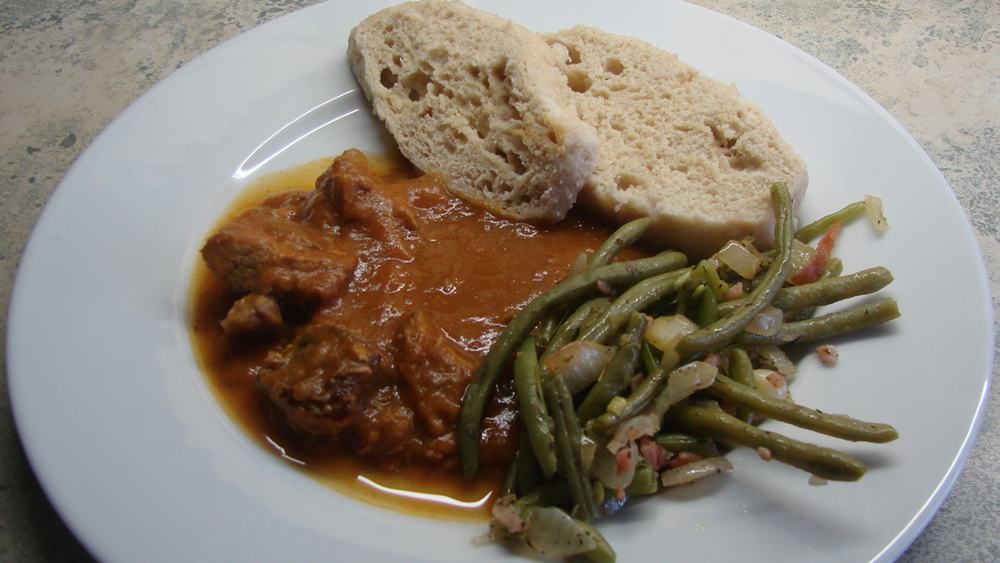 Hefeklöße - Beilage für viele Hauptgerichte