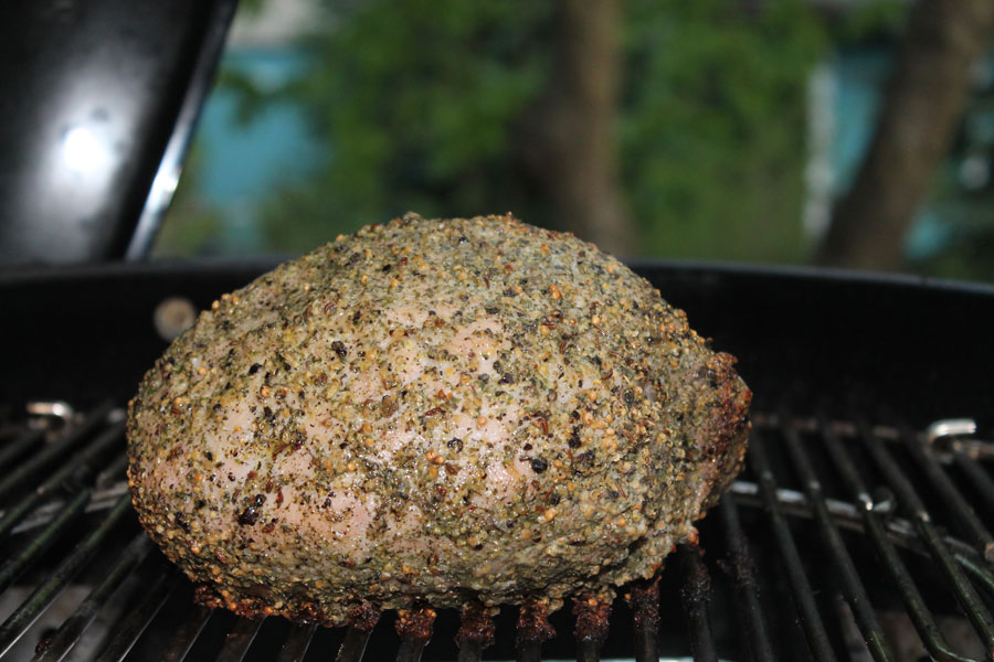 Schweinebraten aus dem Kugelgrill