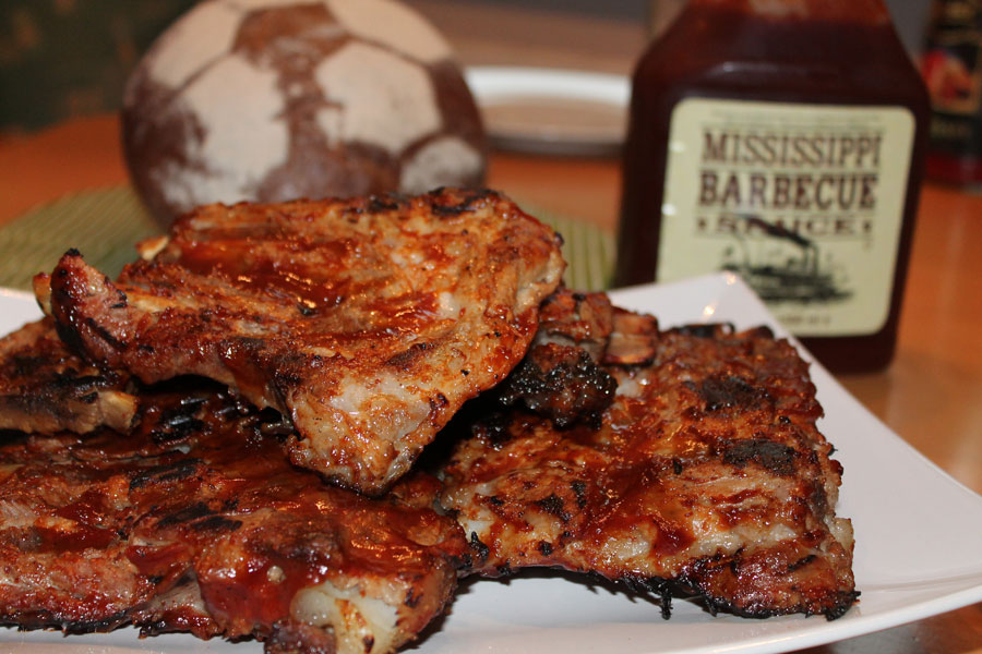 Spareribs gegrillt - auf die richtige Marinade kommt es an