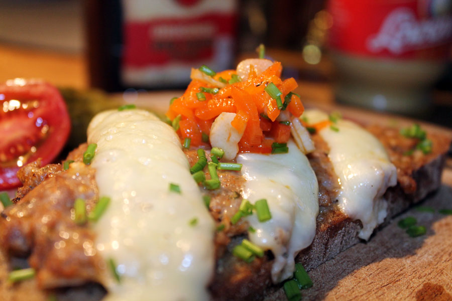 Überbackenes Bauernbrot