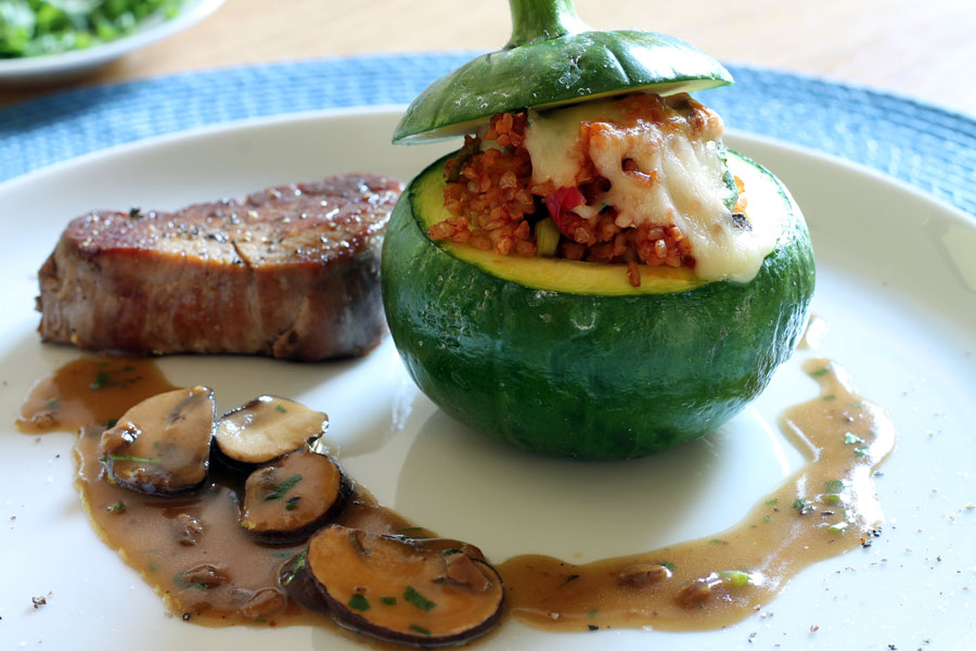 Zucchini gefüllt